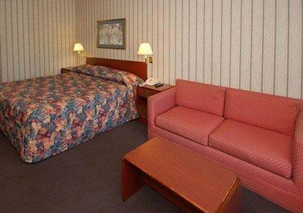 Relax Inn Milledgeville Exterior photo